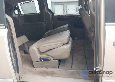 2013 Chrysler Town & Country Limited from USA, damaged, VIN 2C4RC1GG6DR753485